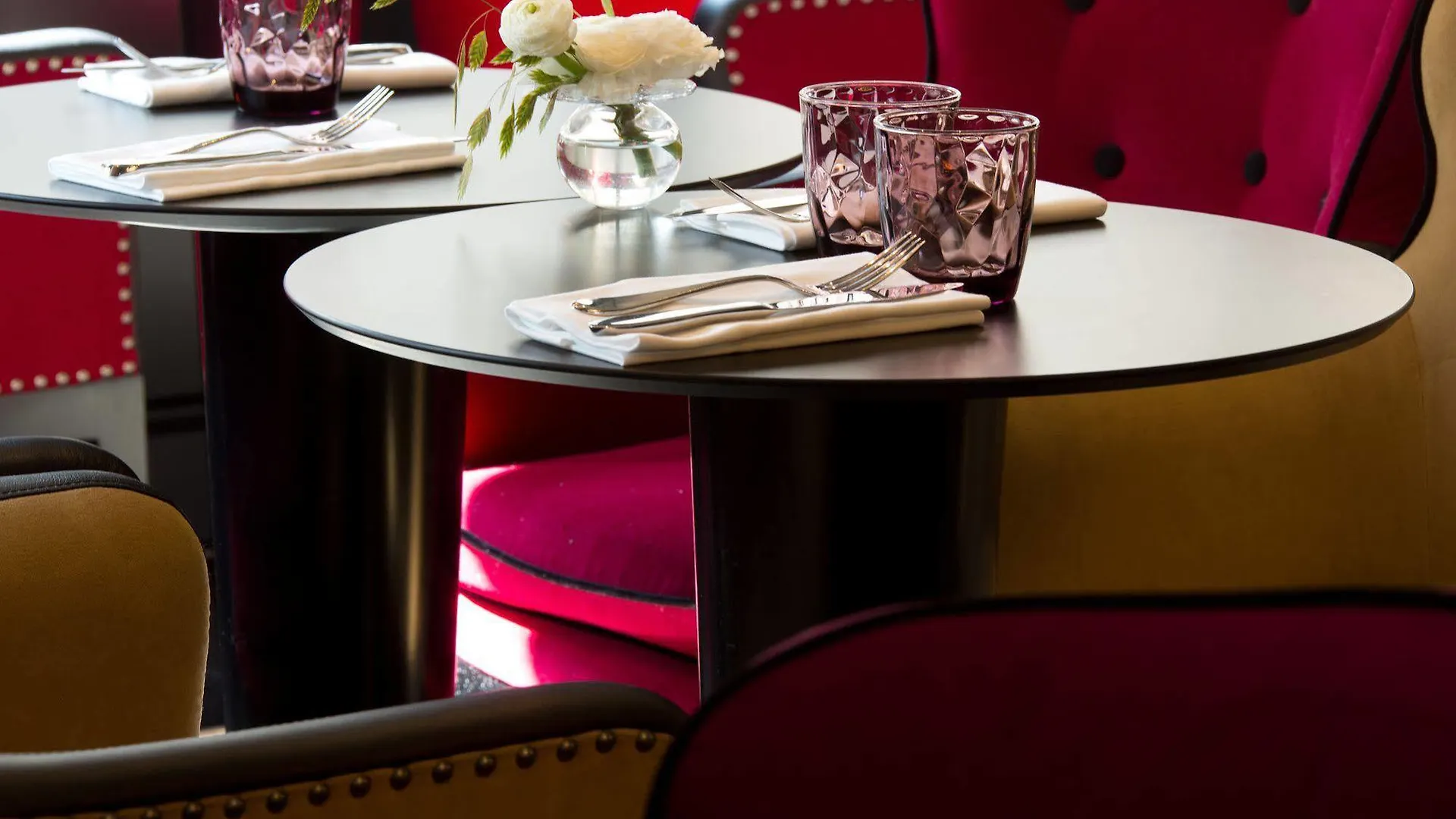 La Haussmann 4* Παρίσι